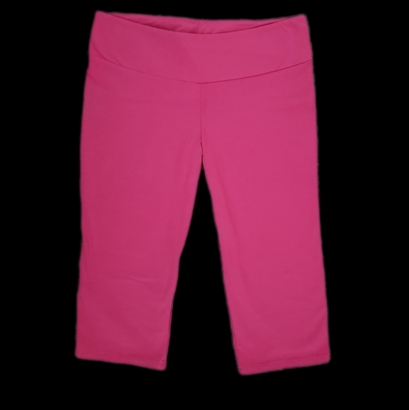 ✨️17✨️𝅺The Girls Apparel Capri (Barbie pink), XL - Picture 1 of 2